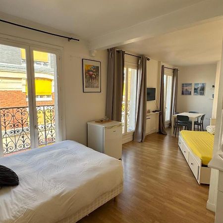 Appartement A Paris Bagian luar foto